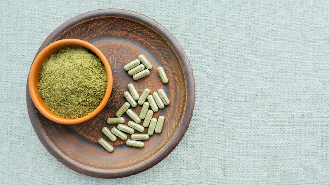 Can Kratom strains be used as a substitute for coffee?